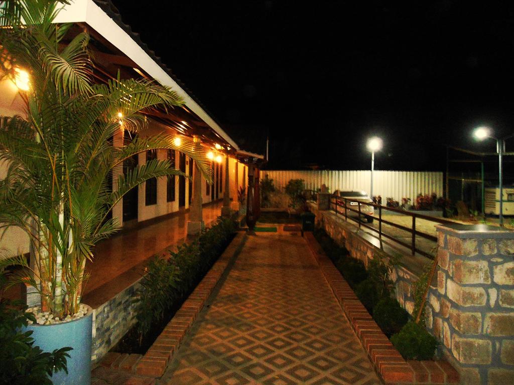 Hôtel Sri Arulmuthu Residency à Madurai Extérieur photo